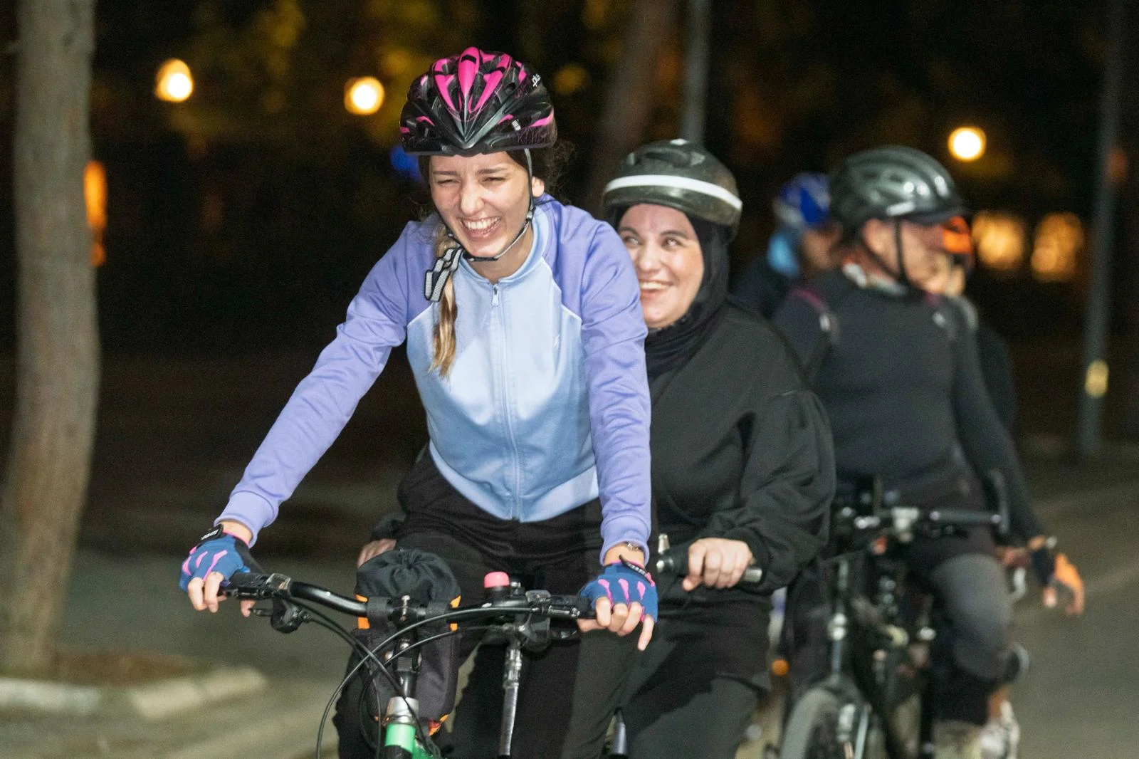 İzmir'de ilham veren dayanışma! Kültürpark'ta tandem bisikletlerle engelsiz tur...
