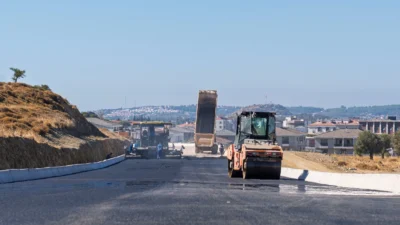 İzmir Büyükşehir Belediyesi’nin Seferihisar’daki 2 bin 700 metrelik çevre yolu