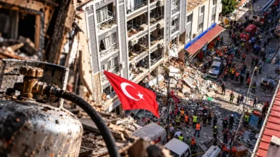 İzmir’in Torbalı ilçesinde 5 kişinin hayatını kaybettiği, 63 kişinin ise