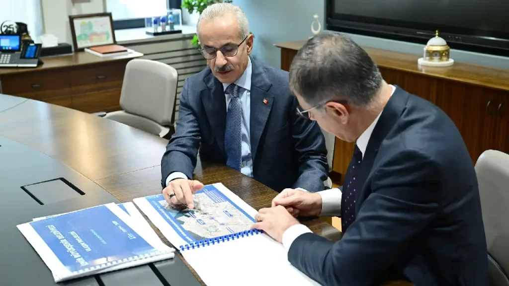 Ankara’da ulaşım için dev zirve: İkinci Çevre Yolu Ve İZBAN için düğmeye basılıyor! 1 Ankara’da ulaşım için dev zirve: İkinci Çevre Yolu Ve İZBAN için düğmeye basılıyor!