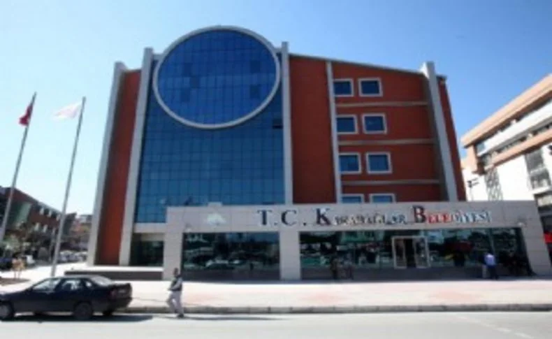 İzmir'in en büyük nüfusa sahip ilçelerinden Karabağlar’da belediye meclis aritmetiğinde