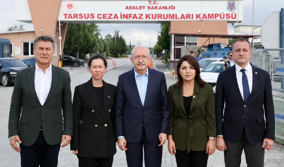CHP Genel Başkanı Kemal Kılıçdaroğlu, Tarsus Cezaevi'nde tutuklu bulunan Mersin
