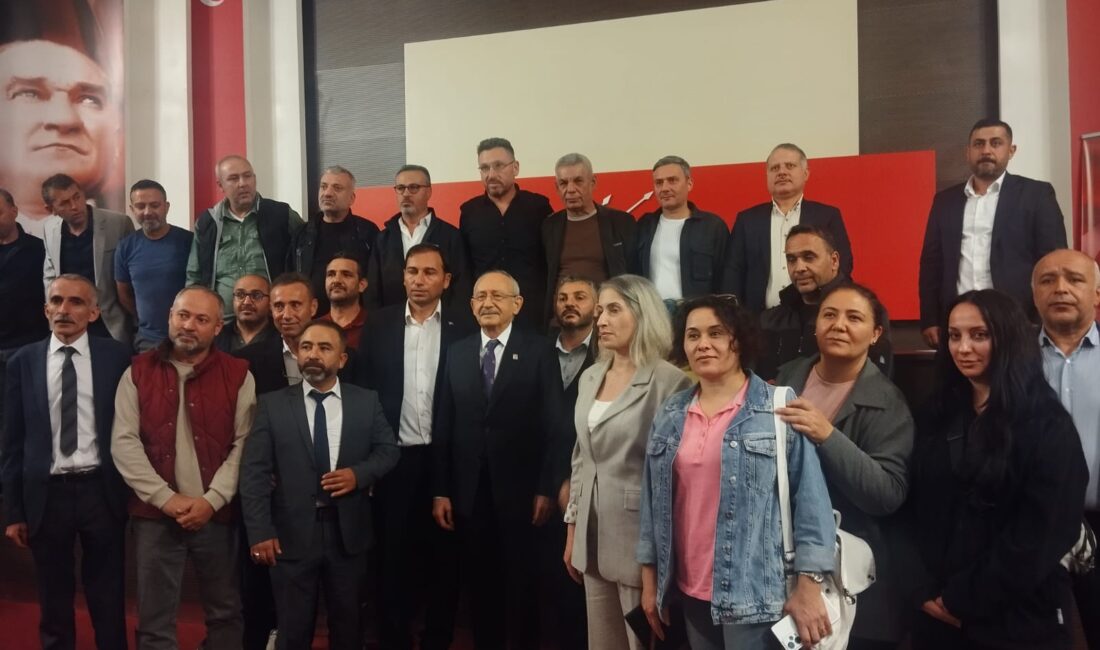 CHP Genel Başkanı Kemal Kılıçdaroğlu, "Millî Bilinç Güçlü Türkiye -