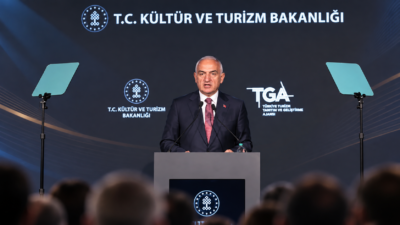 Kültür ve Turizm Bakanı Mehmet Nuri Ersoy, Atatürk Kültür Merkezi’nde