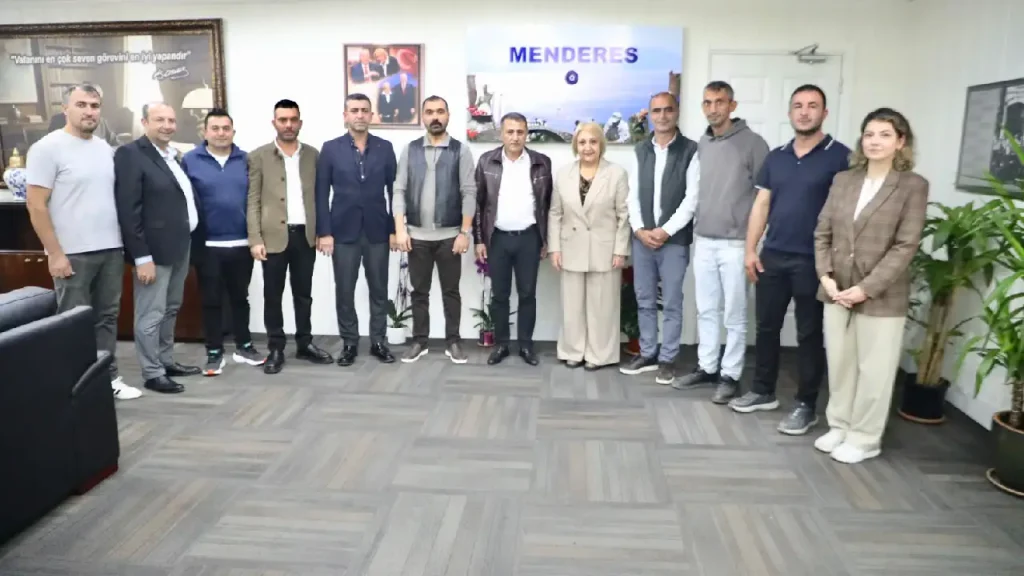 Menderes'te işçinin yüzünü güldüren sözleşme imzalandı 2 Menderes'te işçinin yüzünü güldüren sözleşme imzalandı
