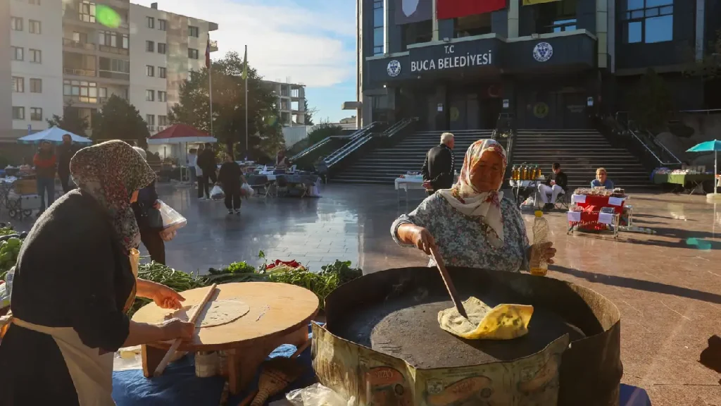 Mesude Teyze’nin alın teri torunlarının geleceğine dönüşüyor