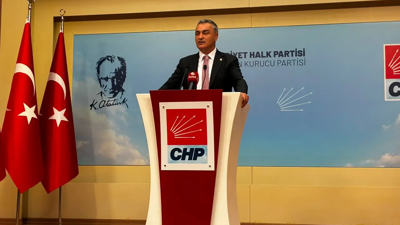 "Özgür Özel çıkıp özür dilemeli": CHP Sözcüsü Müslim Sarı, 'ilk kez açıklıyorum' dedi