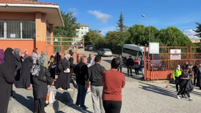 İstanbul Başakşehir'de bir ortaokulda yaşanan ölümlü bıçaklı kavgadan üç gün