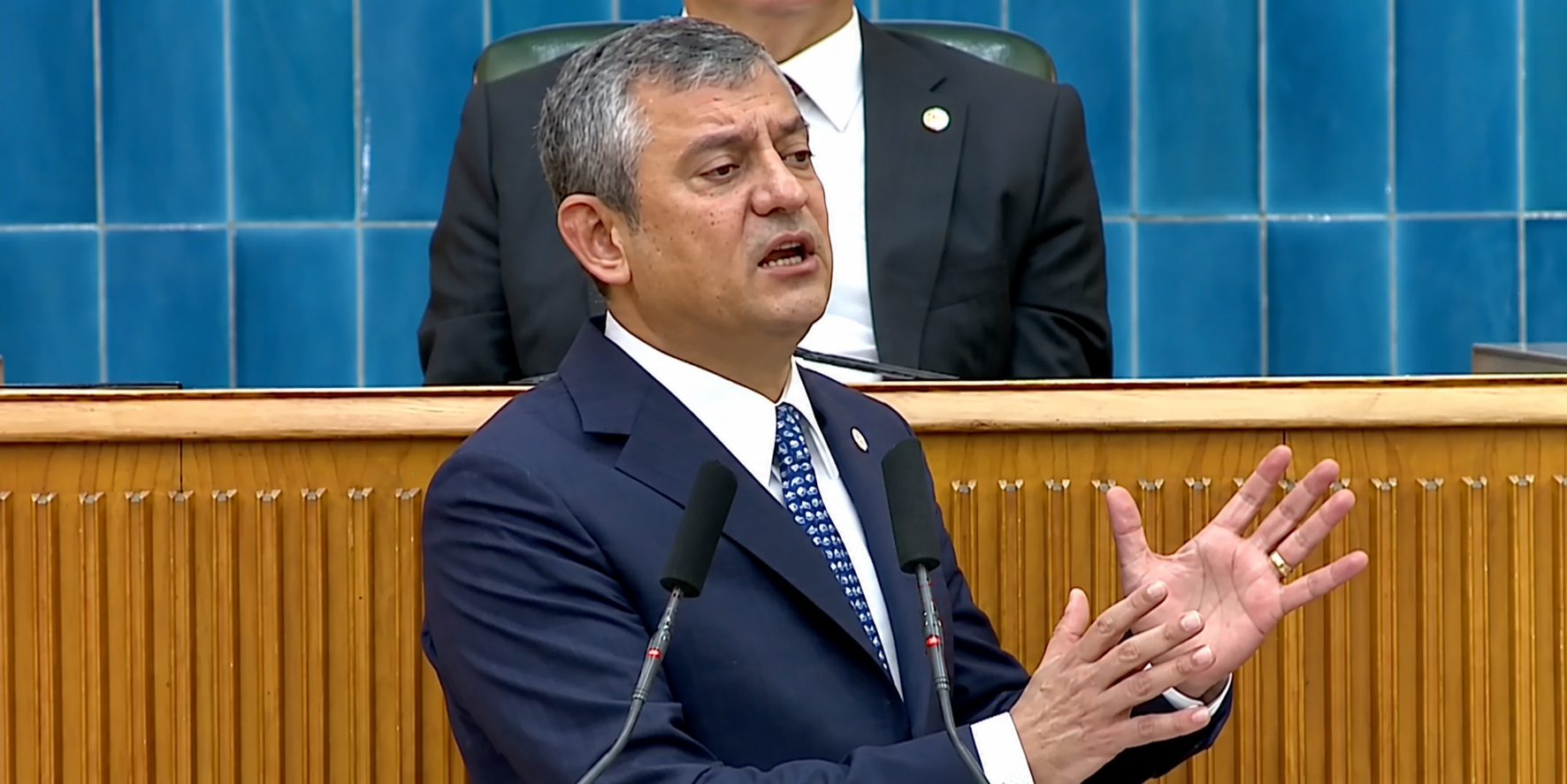 YENİ Parti Genel Başkanı Özgür Özel, partisinin haftalık grup toplantısında