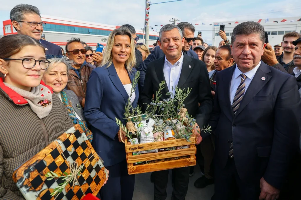 Özel zeytin üreticileriyle buluştu