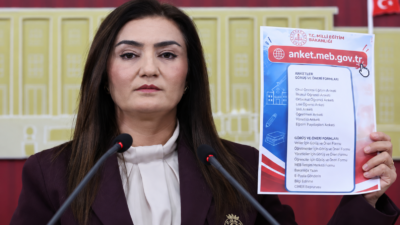 Türkiye Büyük Millet Meclisi’nde düzenlediği basın toplantısında Milli Eğitim Bakanlığı’nın