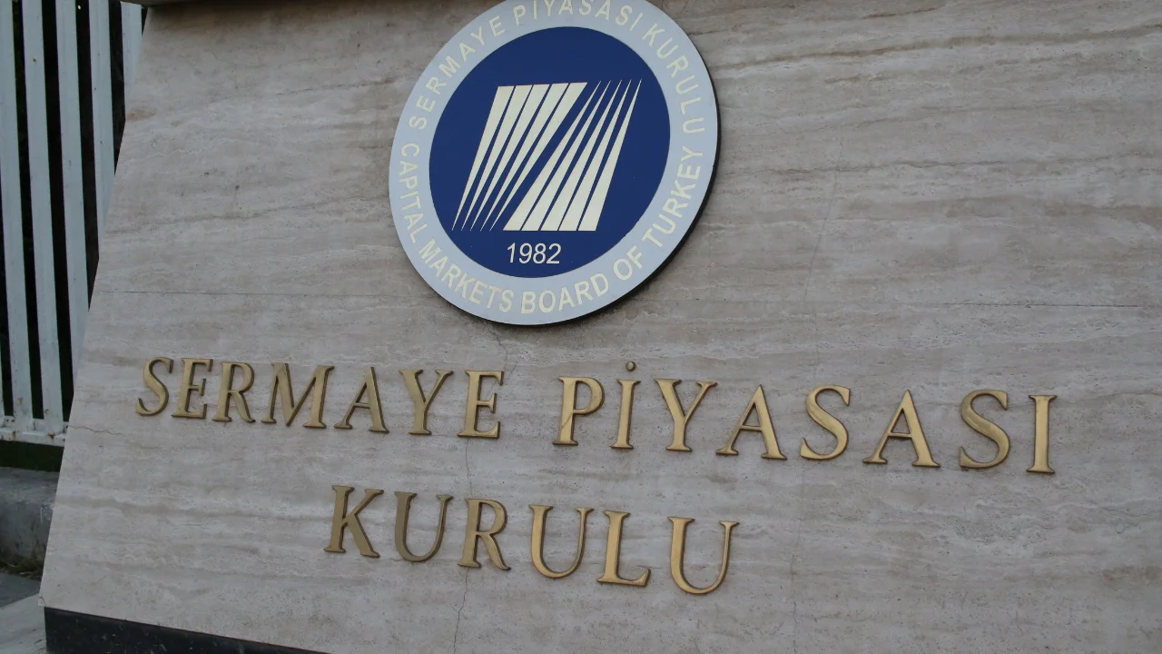 Sermaye Piyasası Kurulu, tasfiye edilen yatırım fonları ve borsa hisselerinden