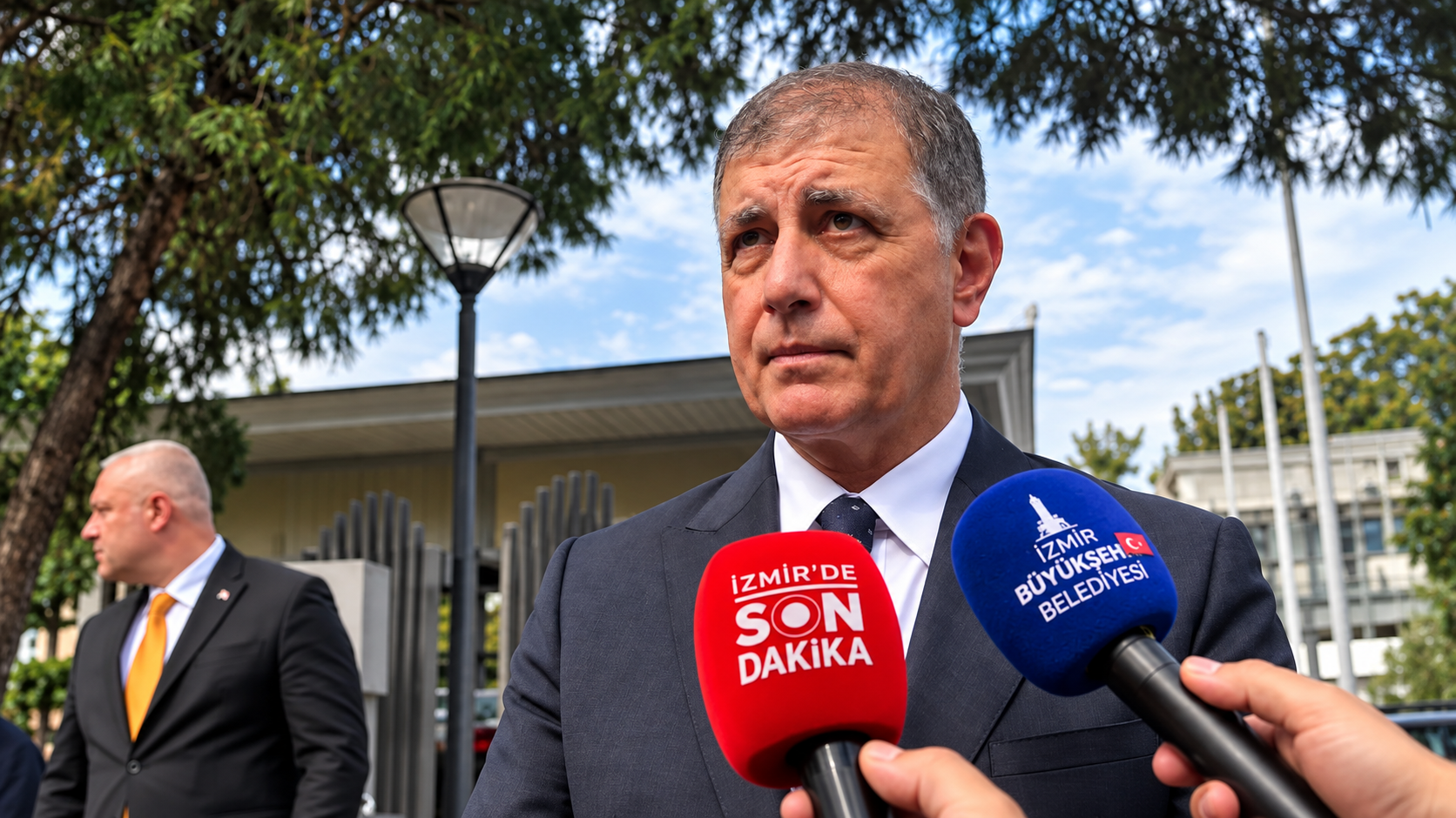 İzmir Büyükşehir Belediye Başkanı Dr. Cemil Tugay, AK Parti üst