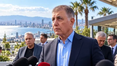 Cumhur İttifakı'nın kentin üst düzey temsilcileri ve meclis üyeleriyle İnciraltı’nda