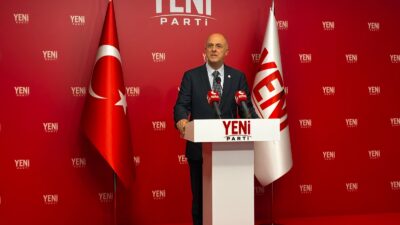 YENİ Parti İzmir Milletvekili Ümit Özlale, partisi genel merkezinde düzenlediği