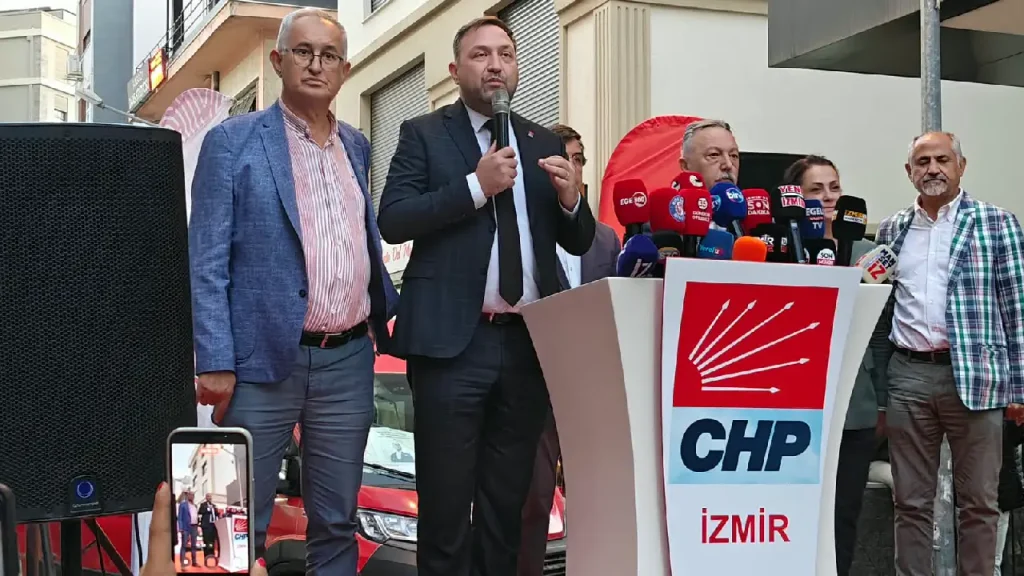 CHP İzmir’den 'Ön Seçim' çıkışı ve protesto: "İzmir halkının iradesine sahip çıkacağız"