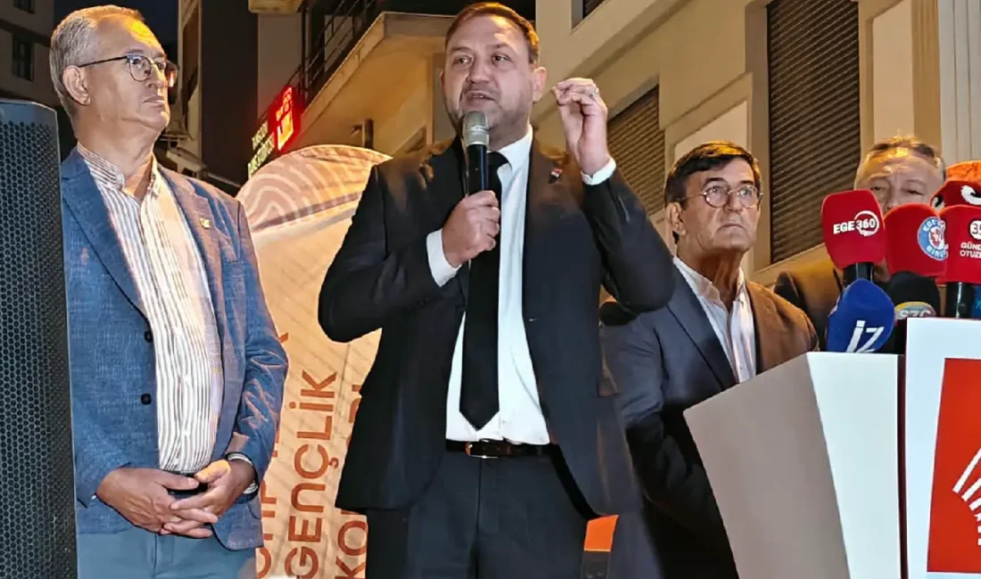 İzmir Büyükşehir Belediye Başkanı Cemil Tugay’ın AK Parti’ye katılmasına tepki