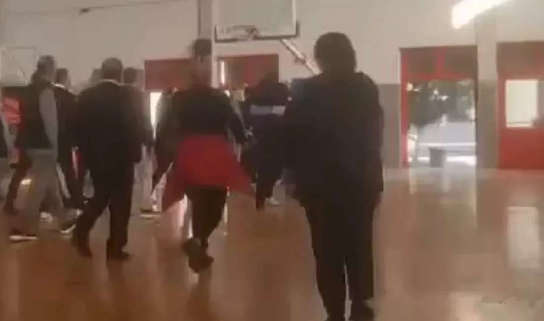 YENİ Parti İzmir İl Başkanlığı için sandık başına giden üyelerin