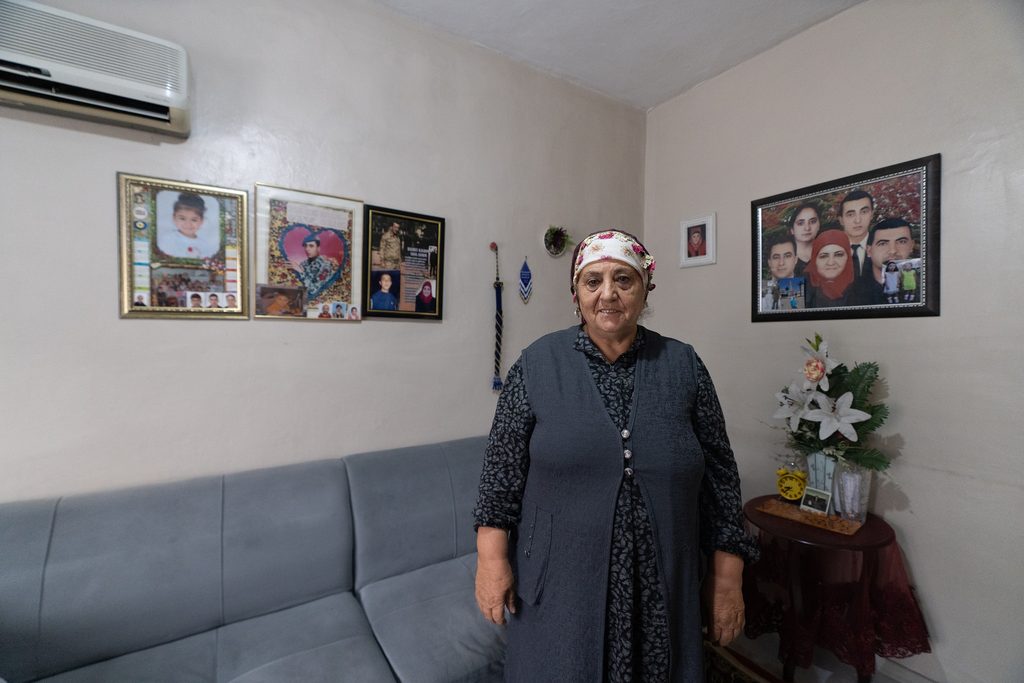 İzmir’in emeklileri desteklerle nefes alıyor: 'O parayla bozulan televizyonumu yaptırdım'